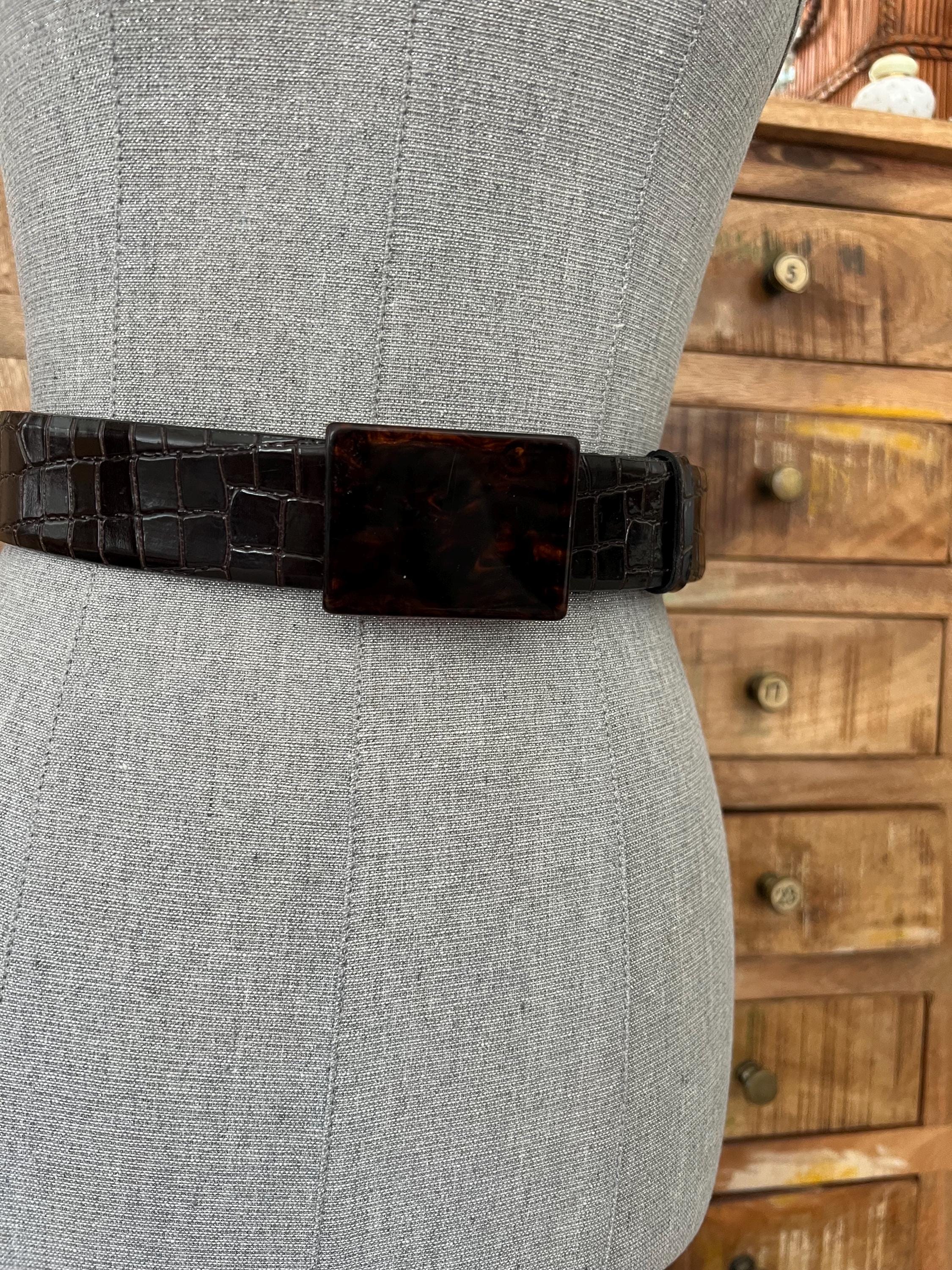 Vintage Encueros Dark Brown Crocodile Leather Belt with Tortoiseshell Buckle 30 Vintage Trafalgar, Dark Brown, Croc Embossed Leather Belt  main image 4