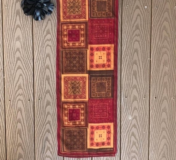 Vintage Halston geometric pattern, fall colors, o… - image 4