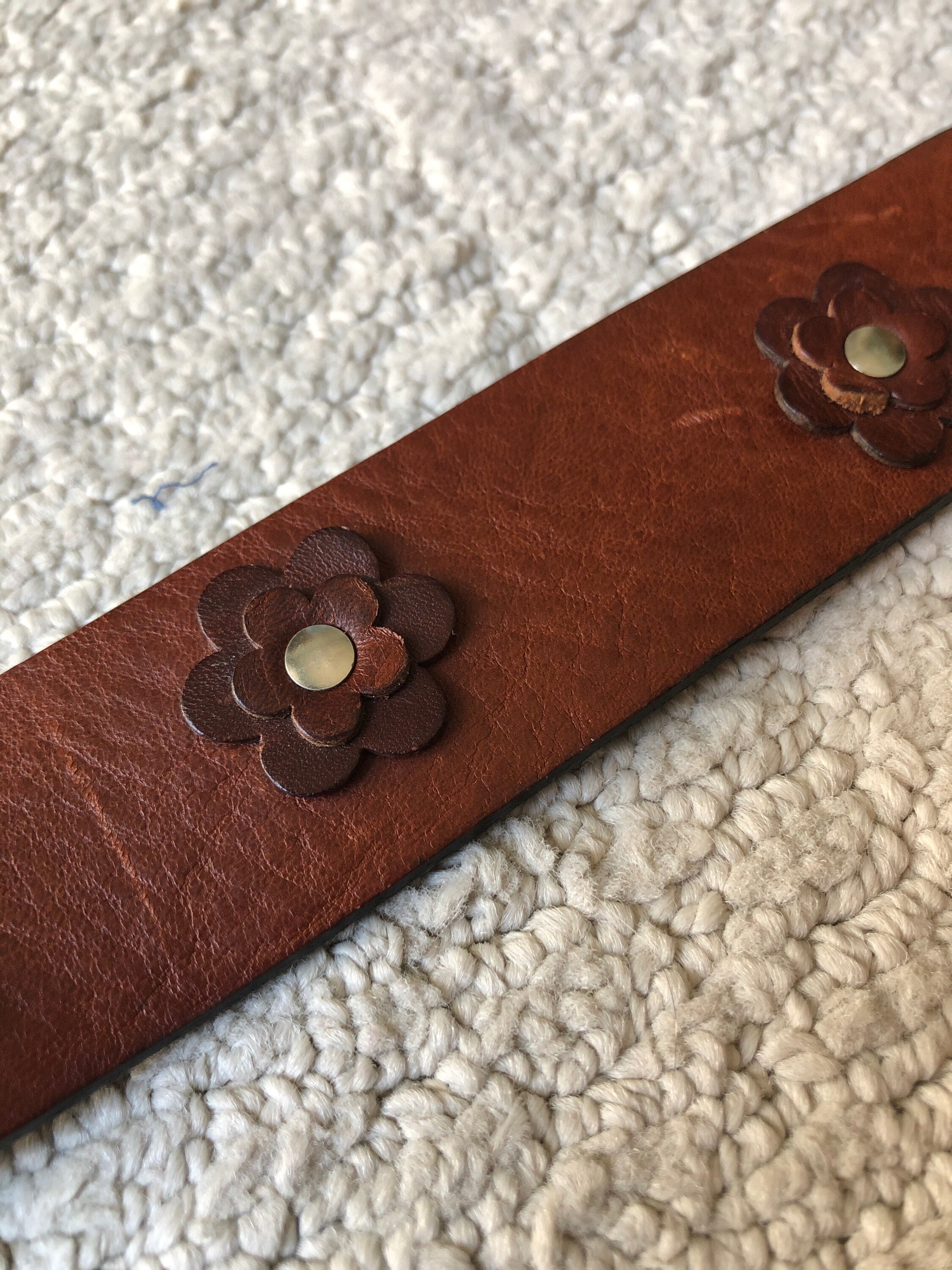 Vintage EXP Jeans Express Leather Flower Studded Gypsy Western Belt Brown Size L Vintage EXP Jeans Express Leather Italy Studded Gypsy  main image 3