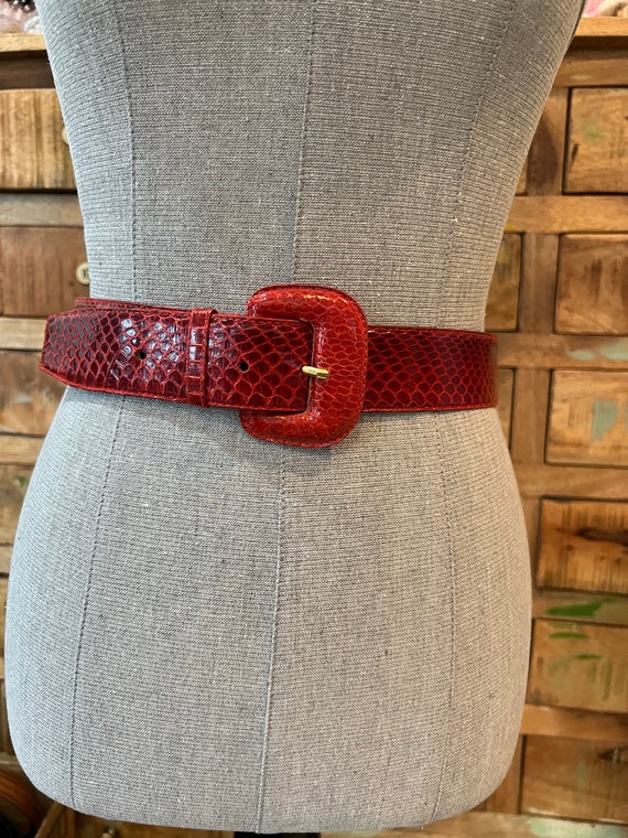 Vintage Ann Taylor red genuine snakeskin waist bel