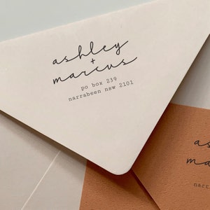 Impresión de sobres personalizados para invitaciones / Sobres impresos de 5" x 7" con dirección de devolución / Tema de boda Boho Chic / Ashley + Marcus