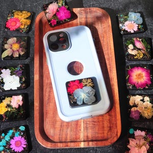 Flower Power Cell Phone Orgonite® EMF Blocking Orgone® Generator Phone Grip Handmade w/ Elite Shungite, Selenite, Tourmaline, & Chalcopyrite