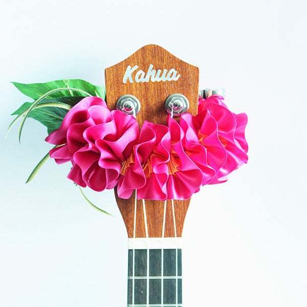 Ukulele lei / Ukulele Accessories, Ukulele strap, Ukulele gift, uke, Ukulele flower, Ukelele strap, ukulele case, Ribbon lei, Hawaiian gifts
