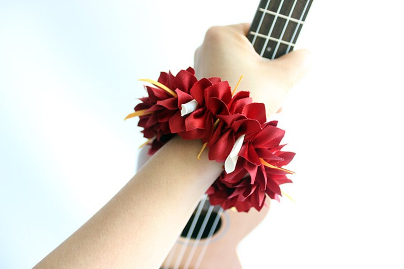 ukulele accessories,ukulele,ribbon lei,ukulele strap,ukulele bag,ukulele case,concert ukulele,hawaiian wedding,tropical,red bougainvillea