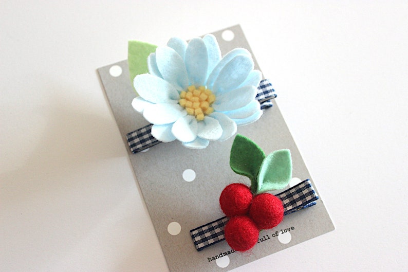 Daisy Felt Flower Hair Clip with Gingham check Ribbon / Set of daisy and berry hair clip image 3