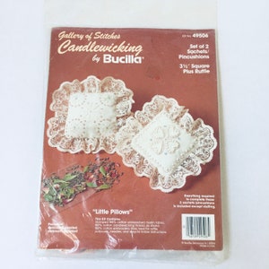 Vintage Set Of 2 Little Pillows DIY Kit Sachets Pincushions Stamped 100 Percent Cotton Unbleached Muslin Fabric , Gallery Of Stitches D-25