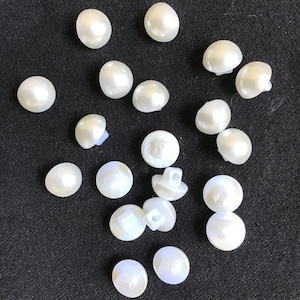 Set Of 30  10mm Plastic Half Dome Shape White Pearl Bridal Buttons D-28