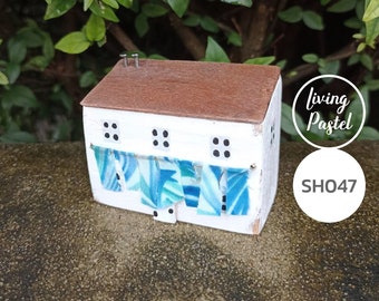 Beach Cottage Miniatures: Coastal Wooden Houses with Lighthouse - Rustic Beach House Decor and Seaside Collectibles, Driftwood Art Gift