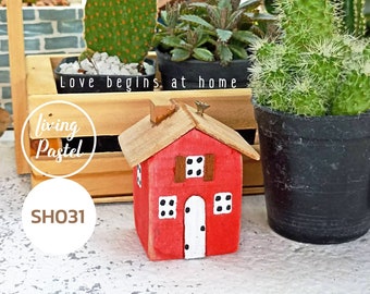 Cadeau de Noël de petite maison en bois, maison miniature, maison rustique faite à la main, décor à la maison personnalisé pour le mini village en bois, décor d'étagère en bois