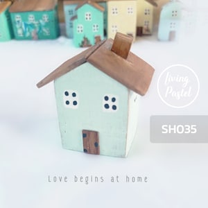 Personalised Small wooden house, Driftwood Cottage Miniature House, Home Decor for mini wooden village, Tiny Rustic Home Decor handmade gift