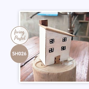 Little Driftwood shelf ornament, Driftwood Cottage, Coastal home decor, Rustic home decor, Small wood house for mini wooden village