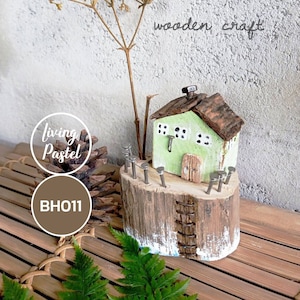 Miniature House Driftwood shelf ornament, driftwood Cottages and Houses, coastal home decor, rustic home decor, Seaside scene, New Home Gift