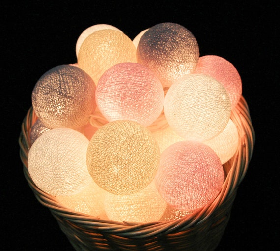 Guirlande lumineuse boule de coton pastel, guirlande lumineuse pour chambre  à coucher, décoration de chambre d'enfant, maison d'enfant, lit, fête  prénatale, dortoir, lumières de tipi, cadeau d'anniversaire -  Canada