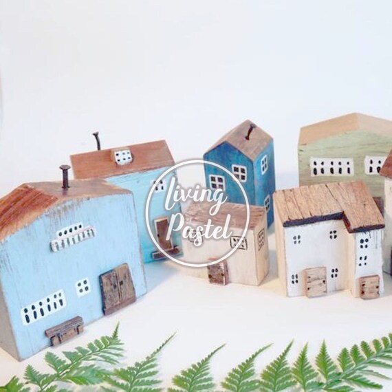 Primitive Handmade Wooden House, Personalised Mini Wooden House, Miniature  House, Small Rustic House Décor, Driftwood Art Cottage 