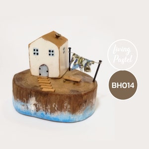 Little Driftwood shelf ornament, driftwood Cottage, coastal home decor, rustic home decor, Small wood house for mini wooden village