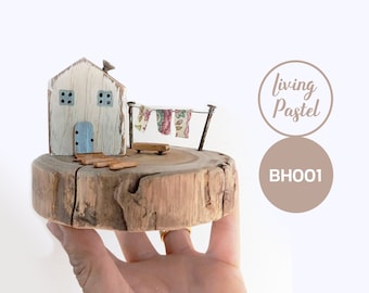 Miniature House Driftwood shelf ornament, driftwood Cottages and Houses, coastal home decor, rustic home decor, Seaside scene, New Home Gift