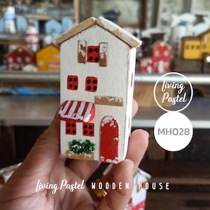 Winter Wonderland Miniatures: Rustic Christmas-Themed Wooden Houses
