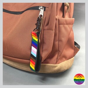 Progreso Orgullo LGBTQ Llavero Corto Arcoíris