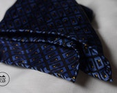 Pocket square Geometric navy silk vintage style with hand rolled edges reversable 15 quot
