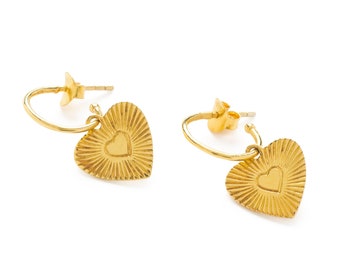 Lira Heart Charm Hoops Gold - Argent sterling recyclé 0.925 avec placage d’or 18 carats