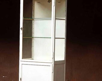 Authentic vintage doctor's display cabinet from the 50s - original doctor's pharmacy cabinet, medicine display cabinet, collector's display cabinet