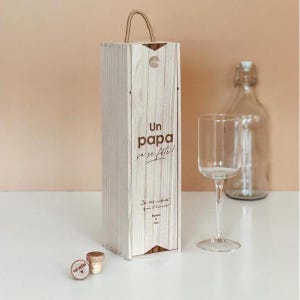 Scatola per bottiglie di vino per papà – Regalo per la festa del papà – Scatola di legno personalizzata con i nomi per il vino, il padrino o il nonno