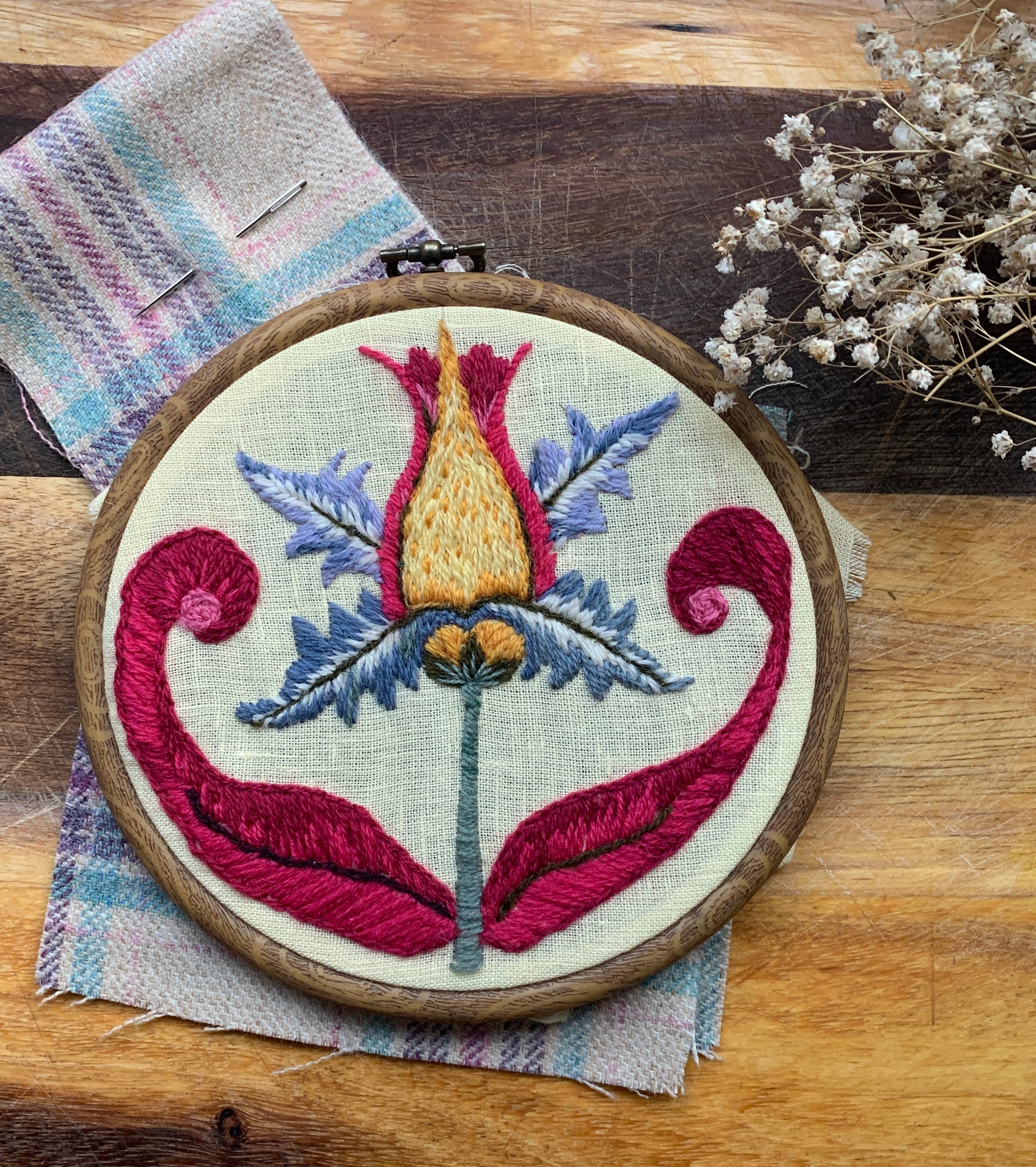 KIT - Jacobean Flower Wool Applique, Hand Embroidery / KIT / Jac 013