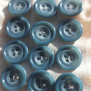 20mm Sea Blue Horn Buttons, High quality Horn Buttons, 20mm 4 hole buttons, Horn Buttons, aqua blue buttons, bone buttons, blue buttons