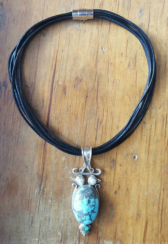 Vintage Turquoise And Sterling Silver Taxco Mexico 925 - Turquoise Pendant Necklace In Sterling Silver Vintage Turquoise And Sterling Silver Taxco Mexico 925 - Turquoise Pendant Necklace In Sterling Silver