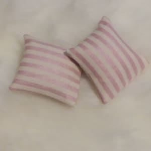 Dollhouse Miniature 1:12 Scale 1 Pair Decorative Floral Pillows 1.5&quot; X 1&#39;5&quot;