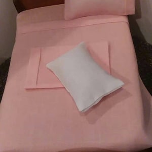 Dollhouse Miniature 6 PC Sheet Set 1:12 Scale Pillows Removable Pillowcases Pastel Pink Double / Queen Size Bed Handmade