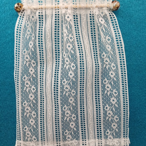 1:12 Scale Dollhouse Miniature Floral Lace Curtain On Wooden Rod 4" W X 6" L Brown Glass Finials Only 1 Available!