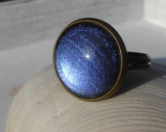 Cabochon ring - paarse blauwe shimmer