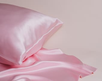 Luxury 100% Mulberry Silk Pillowcase - Pink - 22 Momme, Ultra Soft & Cooling - Made in Hangzhou, China