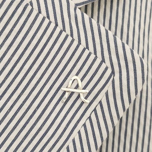 Pin de letra mayúscula, broche de plata en mayúsculas, pin de letra personalizado, regalo del día de las madres, regalo de nueva mamá, pin de letra hecho a mano, regalo para nana