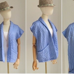 Silk quilted vest light blue purple vest padded with accentuated shoulders it-peace trend 2023 in unisize here 36-40