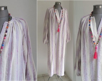 Robe caftan en coton tissé à rayures web en coton robe longue motif structuré lilas crème taille unique