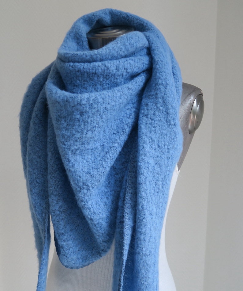 xl dreieckstuch schal, flausch tuch blau, webschal himmelblau wolle-mix tuch flauschig kuschelig, premium schals damen tücher winter warm Bild 1