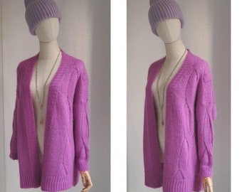 cardigan grobstrickjacke in magenta, oversized strickjacke in beerenfarbe mohairmischung unisize GR: 38-42