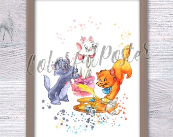 Pode incluir: Uma pintura em aquarela de três gatos de desenho animado pintando em uma paleta. Os gatos são branco, cinza e laranja. O gato branco está usando um laço rosa. O gato cinza está segurando um pincel. O gato laranja está segurando um tubo de tinta. A pintura é cercada por respingos de tinta coloridos.