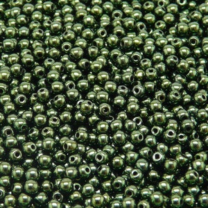 200pcs Czech Pressed Glass Beads Round 3mm Jet Green Luster