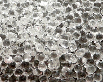 80pcs Tsjechisch geperst glas Teardrop kralen 4x6mm kristal (A 03-01)
