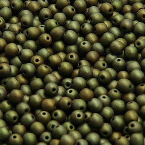 100pcs Czech Pressed Glass Beads Round 4mm Jet Matte Green Luster