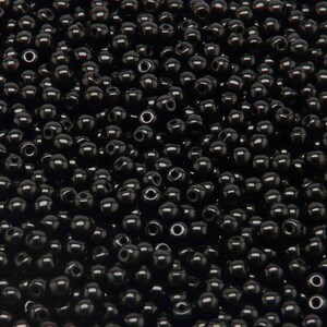 thumbnail image 2 of PRECIOSA Czech Glass Round Beads 4mm – Cobalt Luster – 100 Pieces 2 of 6