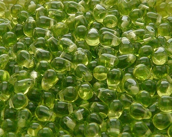 80pcs Czech Pressed Glass Teardrop Beads 4x6mm Olivine (A 07-01)