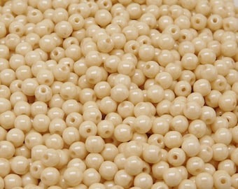 100pcs Czech Pressed Glass Beads Round 4mm Opaque Beige Ceramic Look