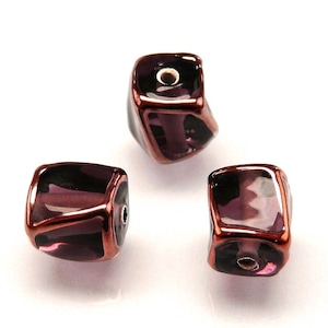 2 pezzi perline di vetro ceco per lampade cubo intrecciato 10 mm ametista con filo dorato (LW-CUBE004)