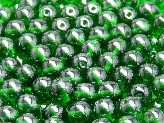 25pcs Czech Pressed Glass Beads Round 8mm Chrysolite White Luster