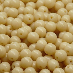 50pcs Czech Pressed Glass Beads Round 6mm Opaque Beige