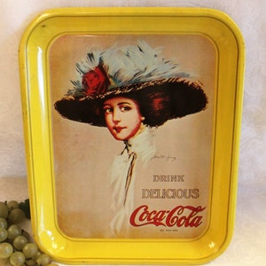 1970s Coca - Cola Advertising Metal Tray featuring a 1909 Girl Advertisement Design